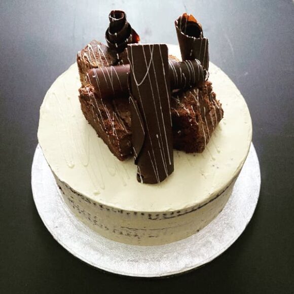 Chocolate Cigar Cake