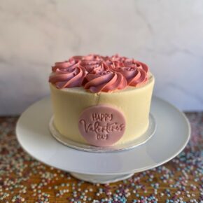 Valentines Day Buttercream Pink Bouquet Cake