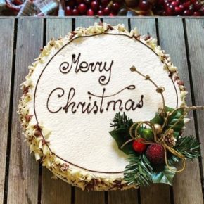 Christmas Fresh Cream Gateaux