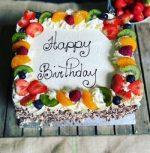 Fresh Cream and Fruit Cake Square